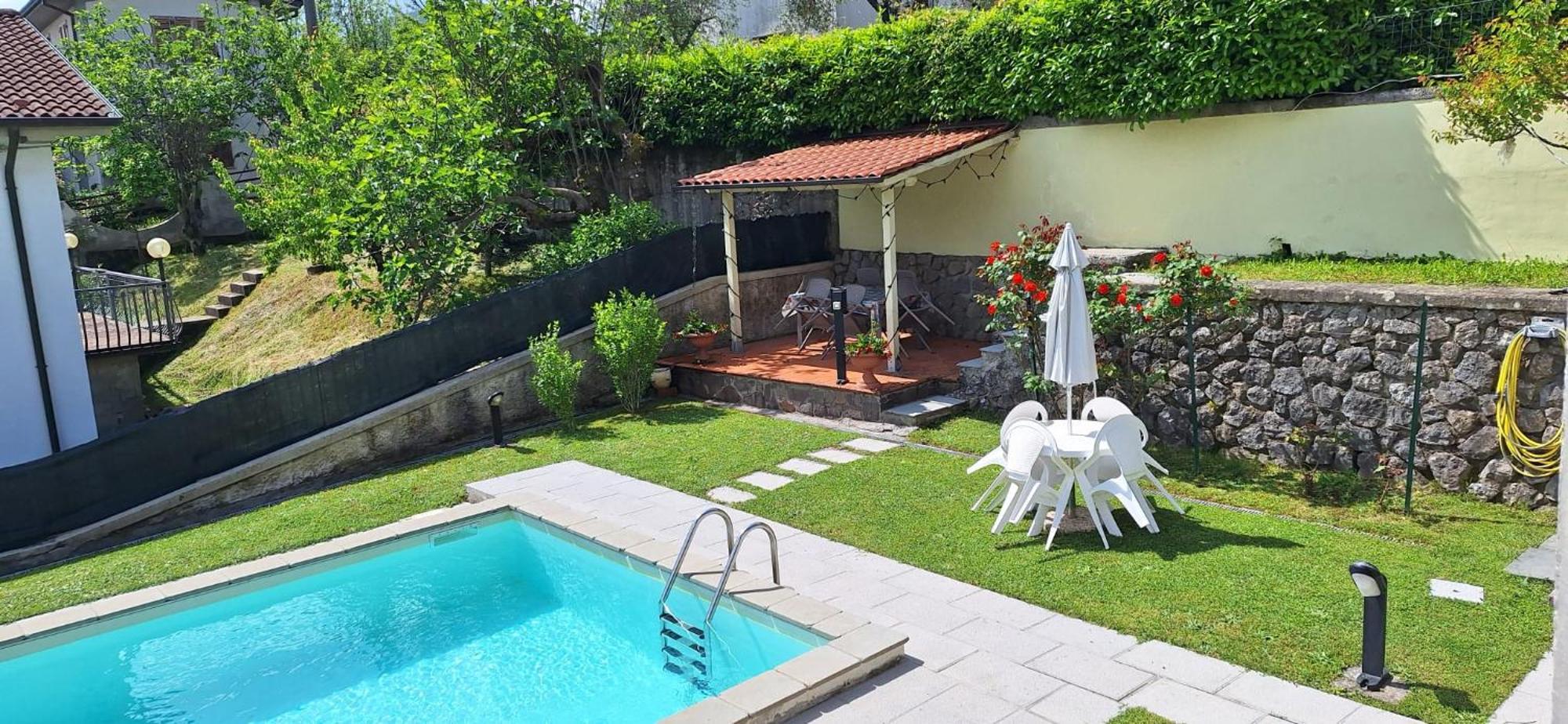 B&B Da Franca Camporgiano Екстериор снимка